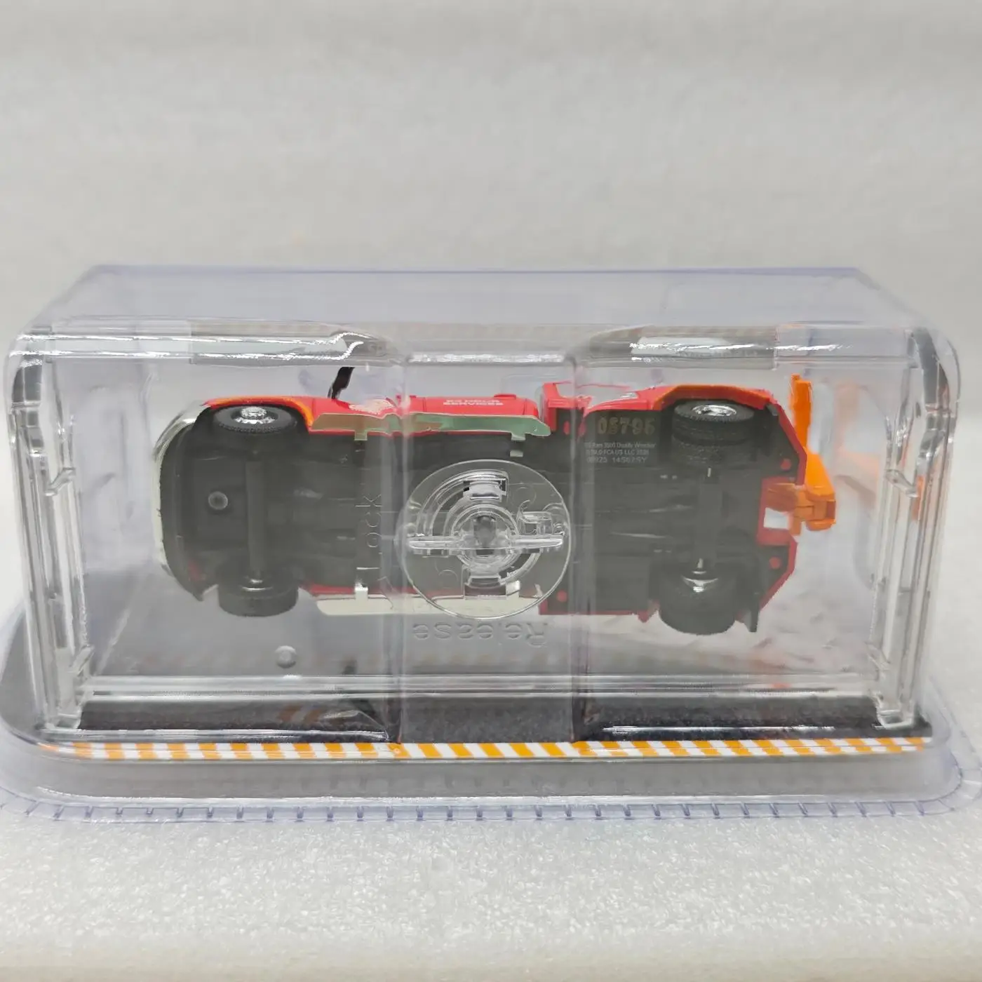 Greenlight 1:64 سلسلة محرك مزدوج 16 - 2022 Ram 3500 نموذج شاحنة مزدوج الوضوح طبعة محدودة المقتنيات جدار قلادة هدية