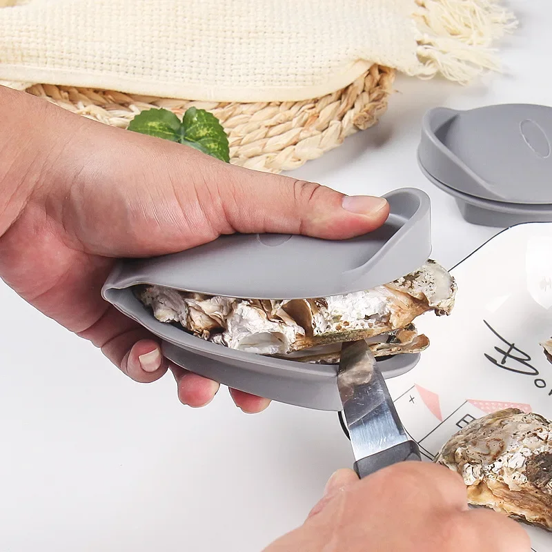 Silicone Oyster Shucker with Hand Clip for Hand Protection Seafood Shellfish Opener Tool Kitchen Utensil