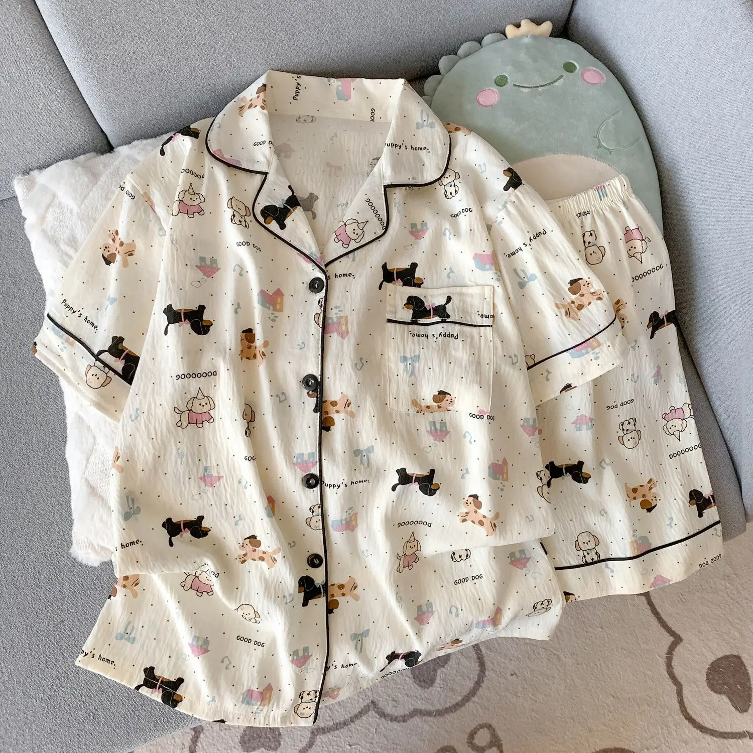 Summer Pajamas for Women, Thin Style with Puppy Pattern, Short-Sleeved Shorts, Sweet and Cute, Can Be Worn Outside in Summer, Home Wear Set, Two-Piece Set