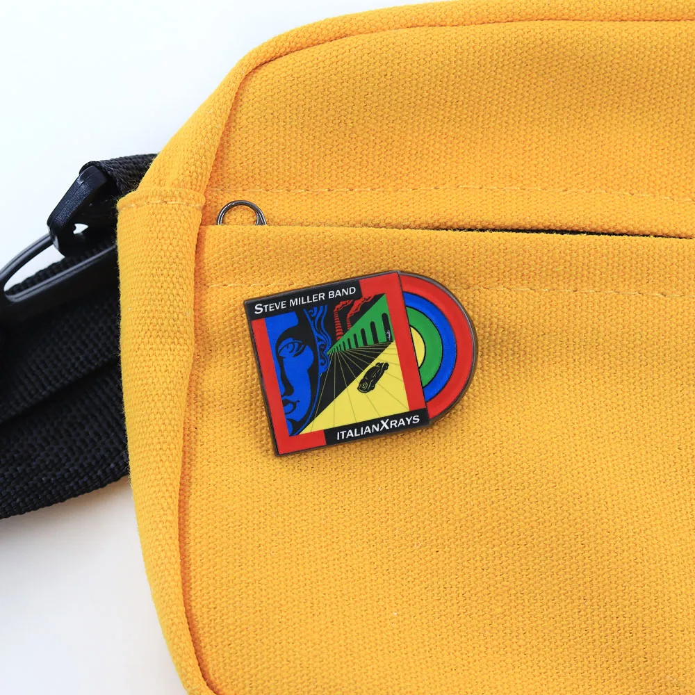 Steve Miller Band Italian X Rays Vinyl-Stil Emaille-Pin Klassisches Albumcover-Brosche Perfekt für Rucksäcke und Kleidung Fan-Geschenk – Detail 10