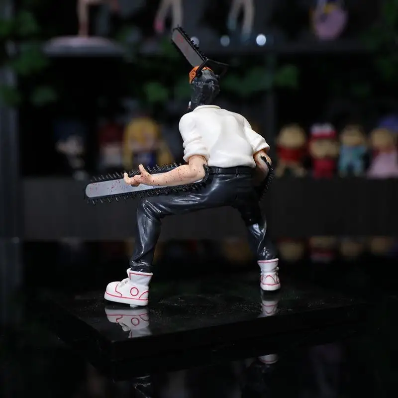 Figurki Chainsaw Man Chainsaw Devil Denji Pochita Scena Krzyku Figurki Akcji Ozdoba na Biurko Model Dekoracyjny Modne Zabawki Statuetka Prezent