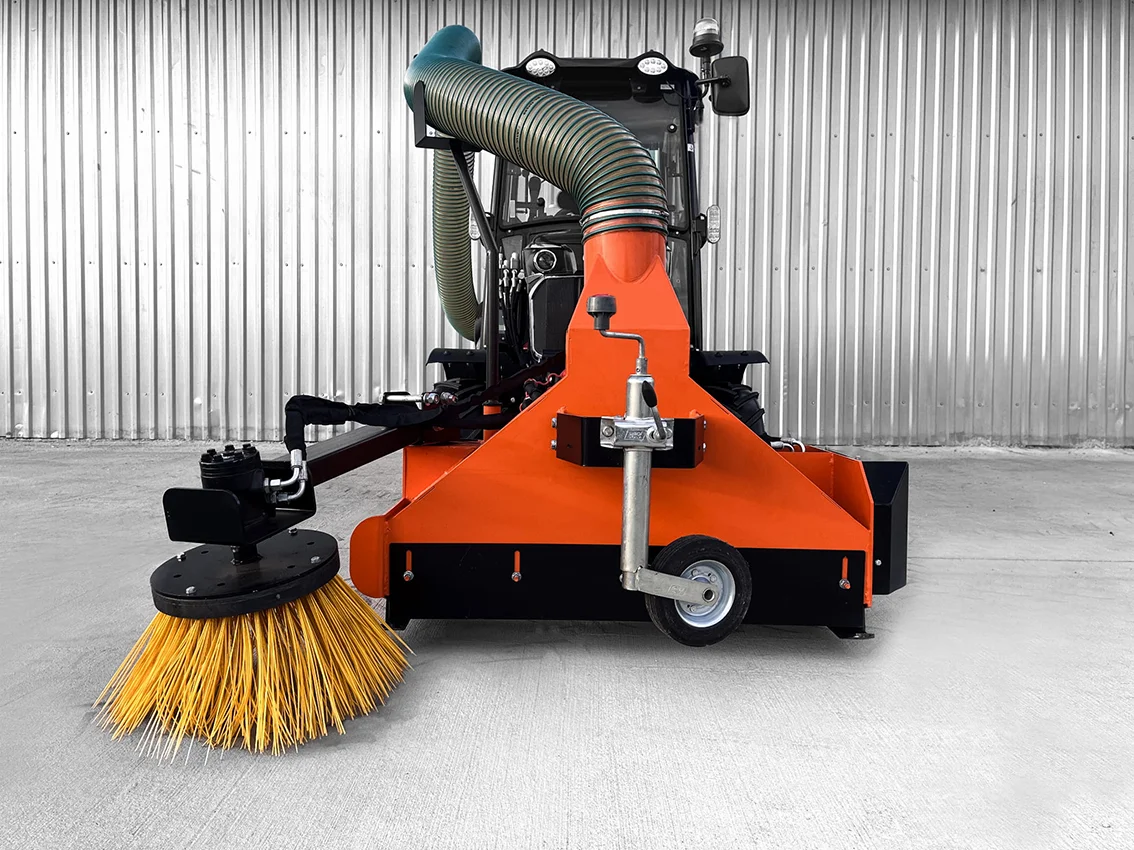 Professional Leaf Blower  Powered Suction Brush Flexible Hose Design Efficient Landscaping Teams Golf Courses
