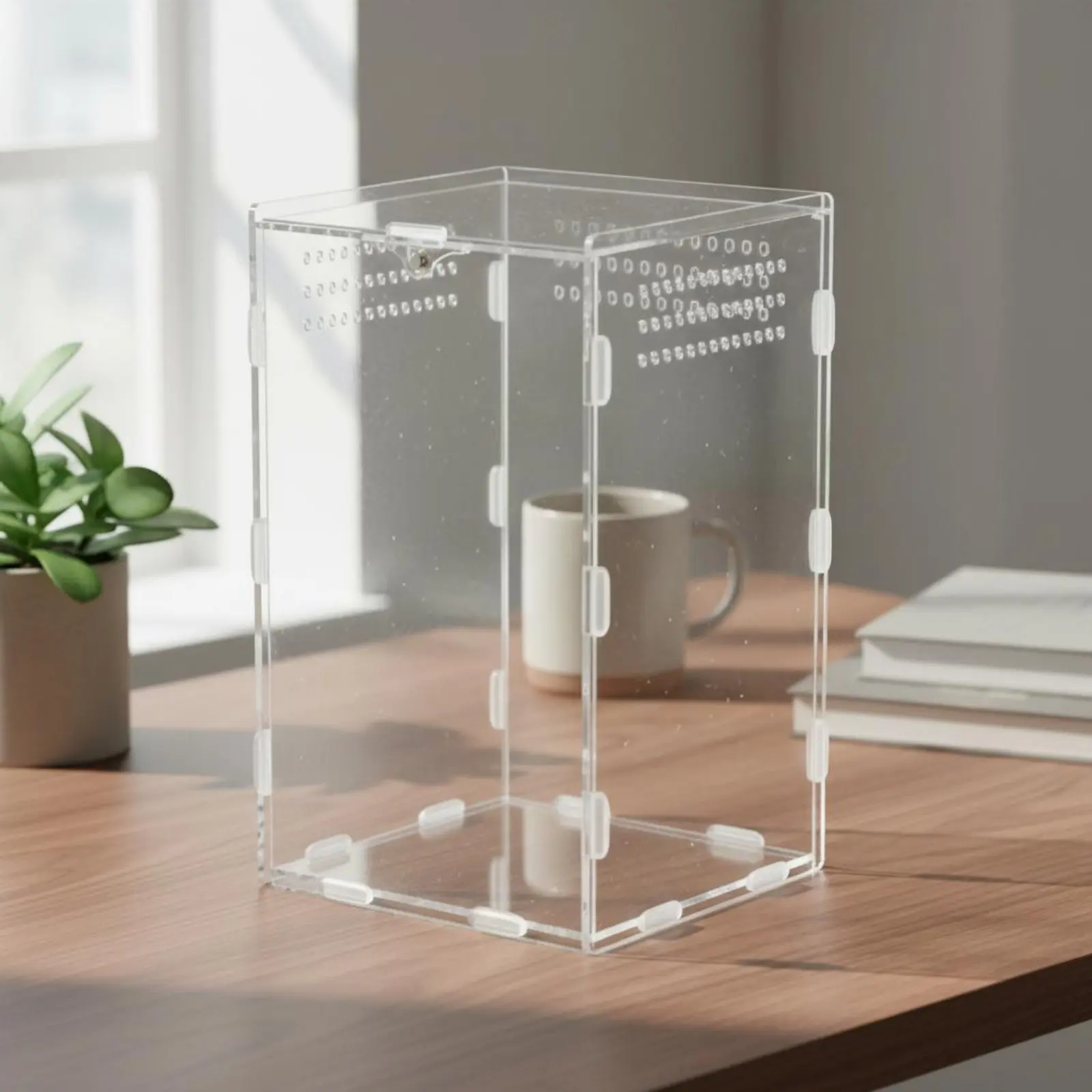 Clear Acrylic Terrarium 360 Degree View Transparent Clear Enclosure Easy to Clean Assembly Amphibian Habitat Portable