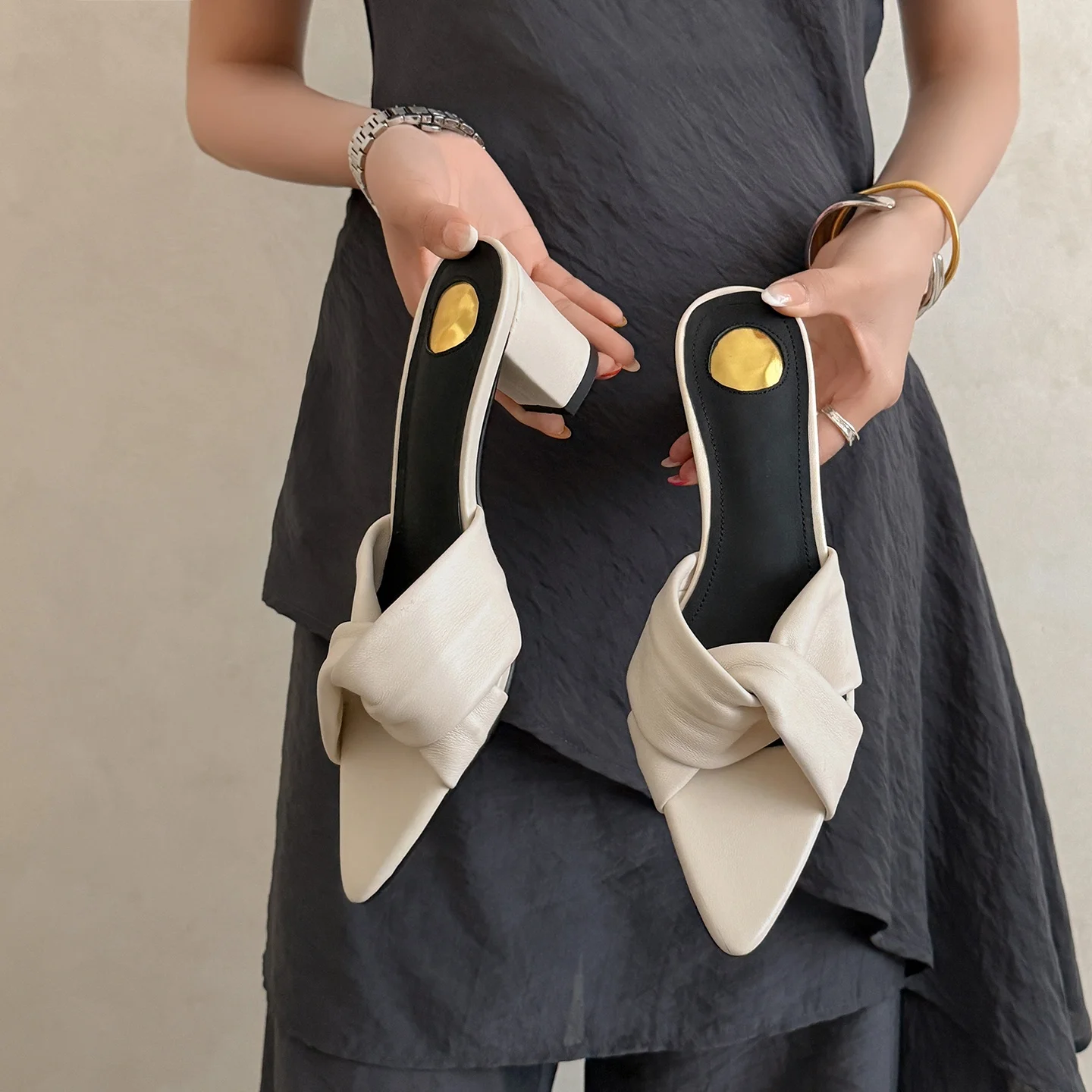 صنادل نسائية صيفية، أحذية أنيق - مراجعة Women'S Shoes Trendy وسعره