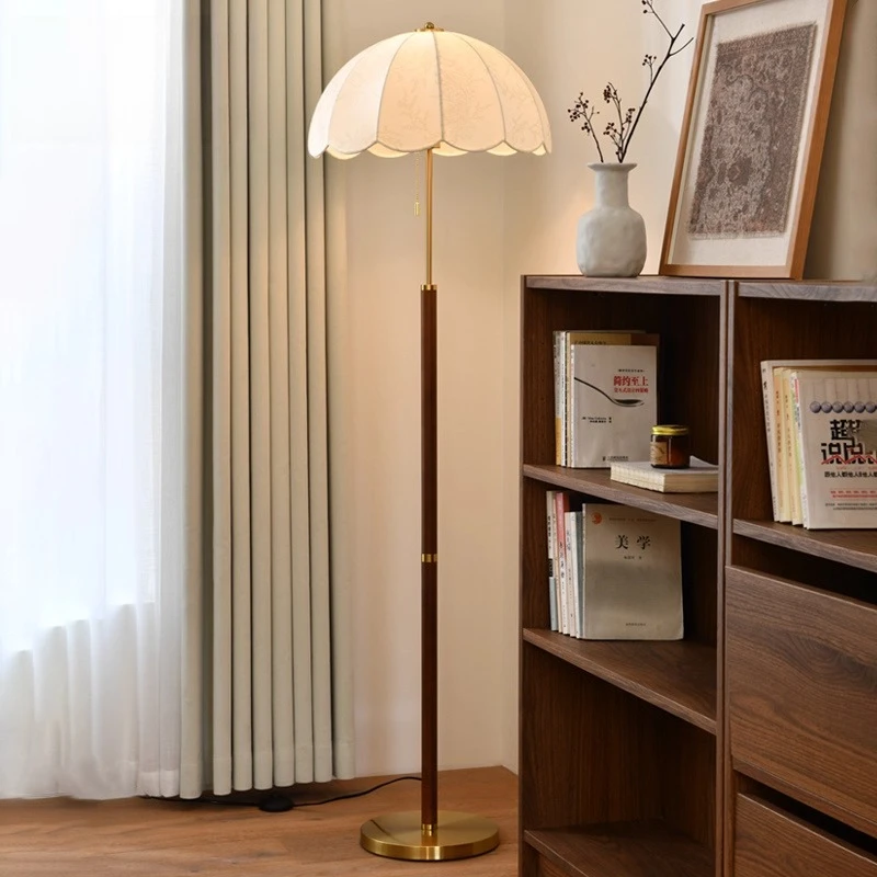 

Floor lamp living room light luxury medieval simple sofa French solid wood vertical bedroom floor lamp