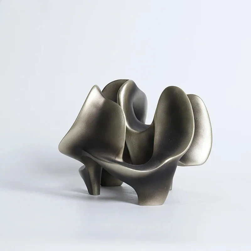 

For Irregular Hollow Ornaments Abstract Crafts Statue Desk Decoration Geometric Resin Artwork Sculpture Room Aesthetics Decor