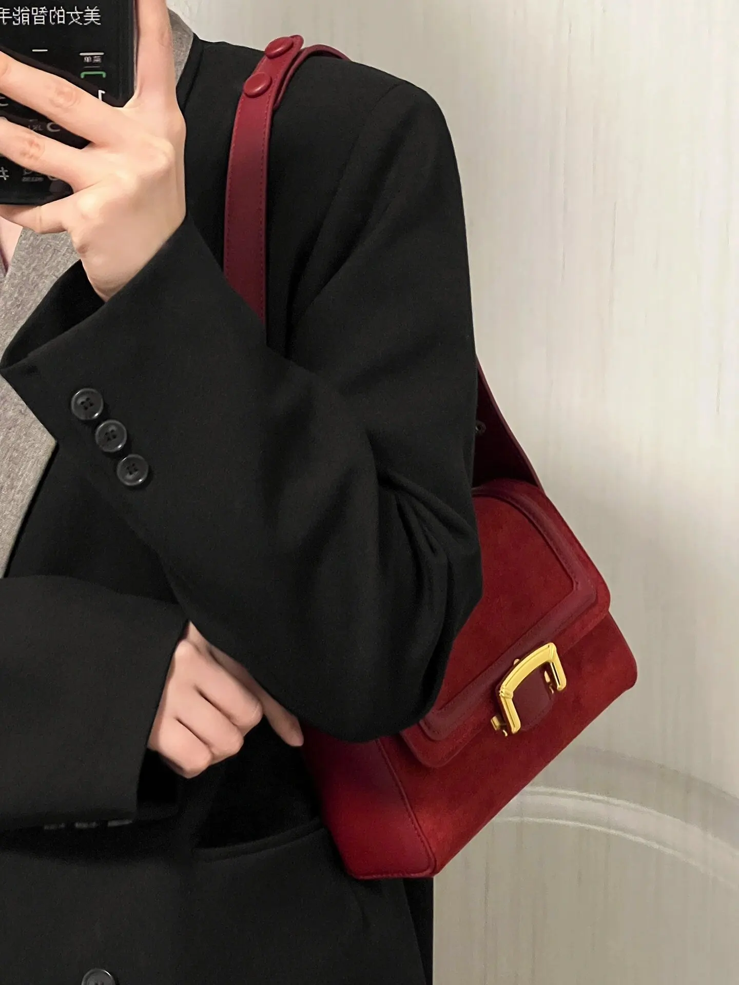 Light Luxury Burgundy Ladies Shoulder Bag Designer Velvet PU Splice Exquisite Lock Buckle Underarm Bag Fashion Versatile Handbag