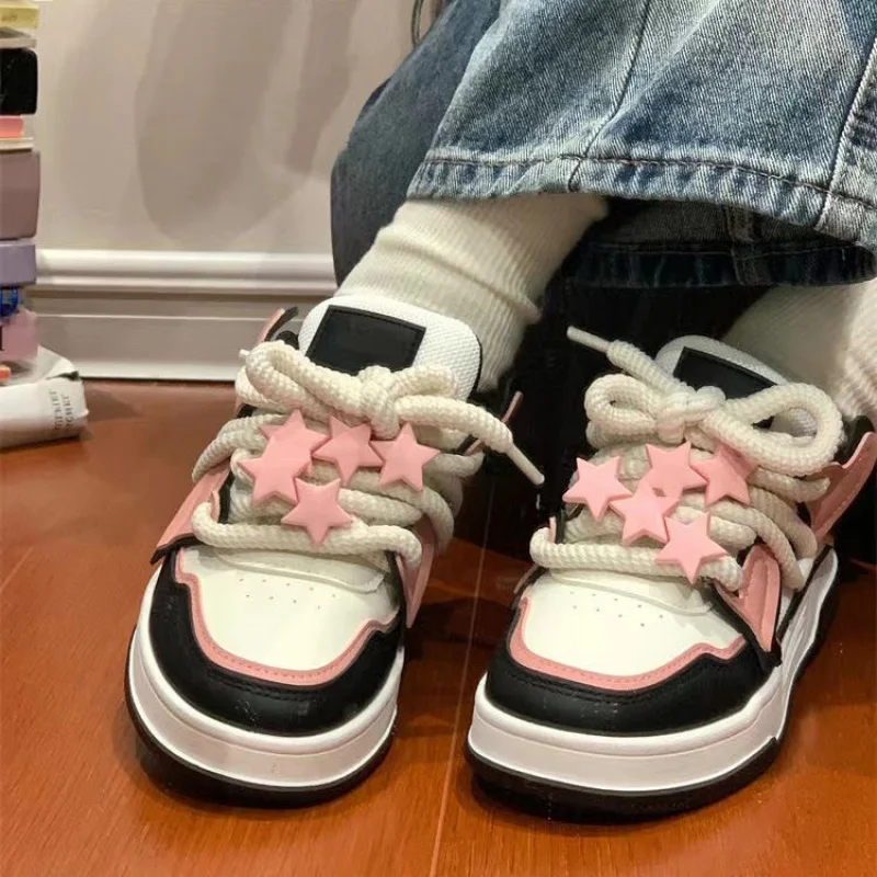 

Color Block Platform Sneakers 2025 Autumn Women's Leather Upper Lace Up Flats Korean Indie Style White Casual Shoes