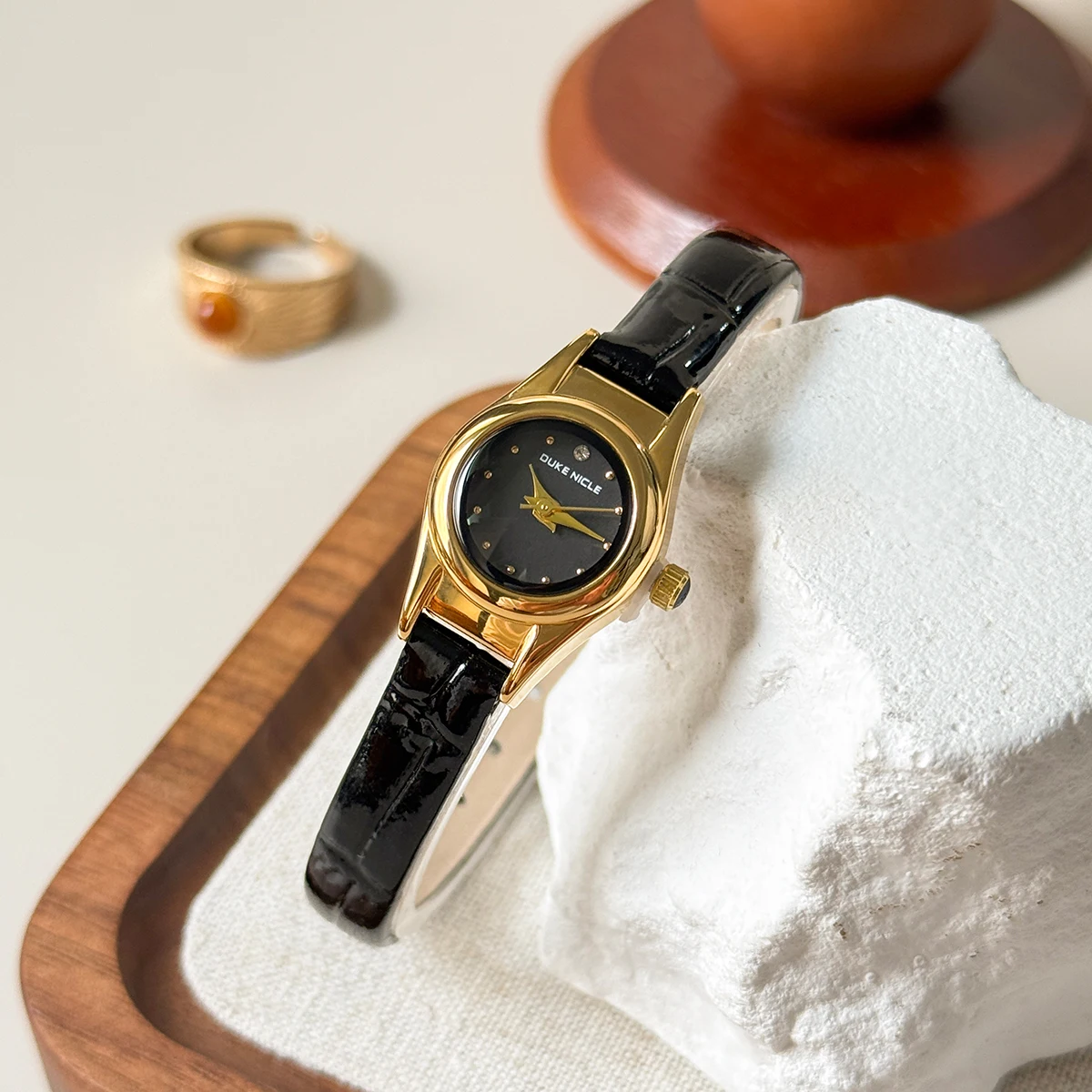 

Женские часы с маленьким циферблатом, женские часы, кварцевые наручные часы, тонкий кожаный ремешок, элегантные женские часы Reloj Mujer Relogio Feminino