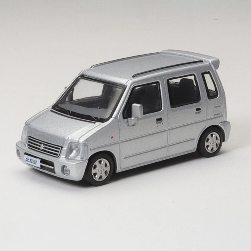 XCarToys 1/64 Suzuki Wagon R Gen.1 Silver Car Alloy Toys Motor Vehicle Diecast Metal Model Kids Xmas Gift Toys for Boys