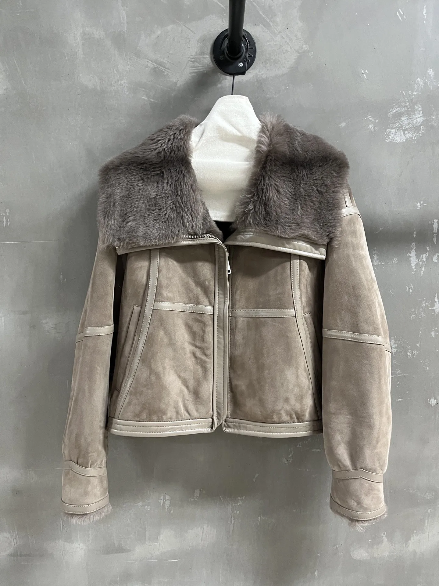 Winter nieuwe Franse retro elegante mode grote kraag geïmporteerd bont geïntegreerde bontjas dameskleding