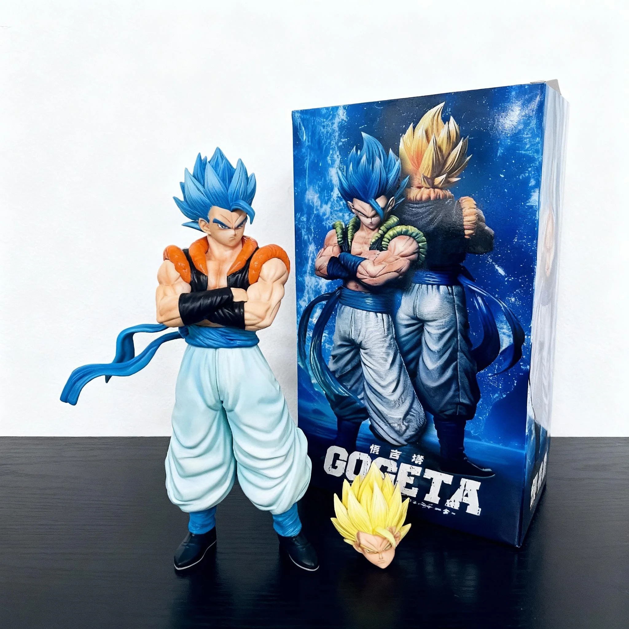 

Dragon Ball Z Gogeta 30cm Super Saiyan Figure with Interchangeable Heads, Collector Room Decor Statue Ultimate Gift for DBZ Fans