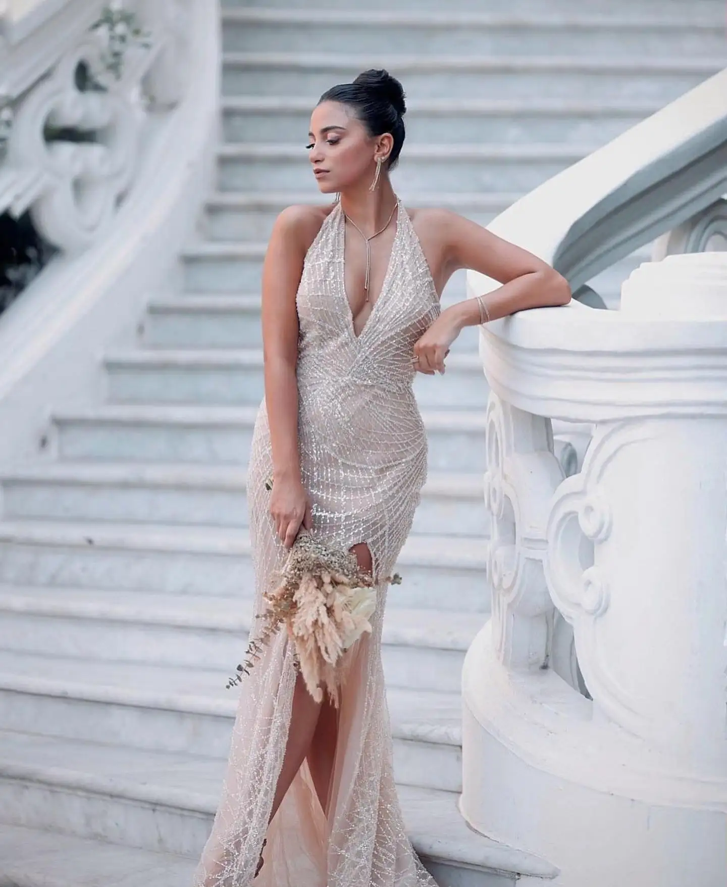 Glamorous Halter Bridesmaid Dresses Deep V Neck Beading High Split Prom Gowns Custom Made Formal Wedding Guest Birthday Dress