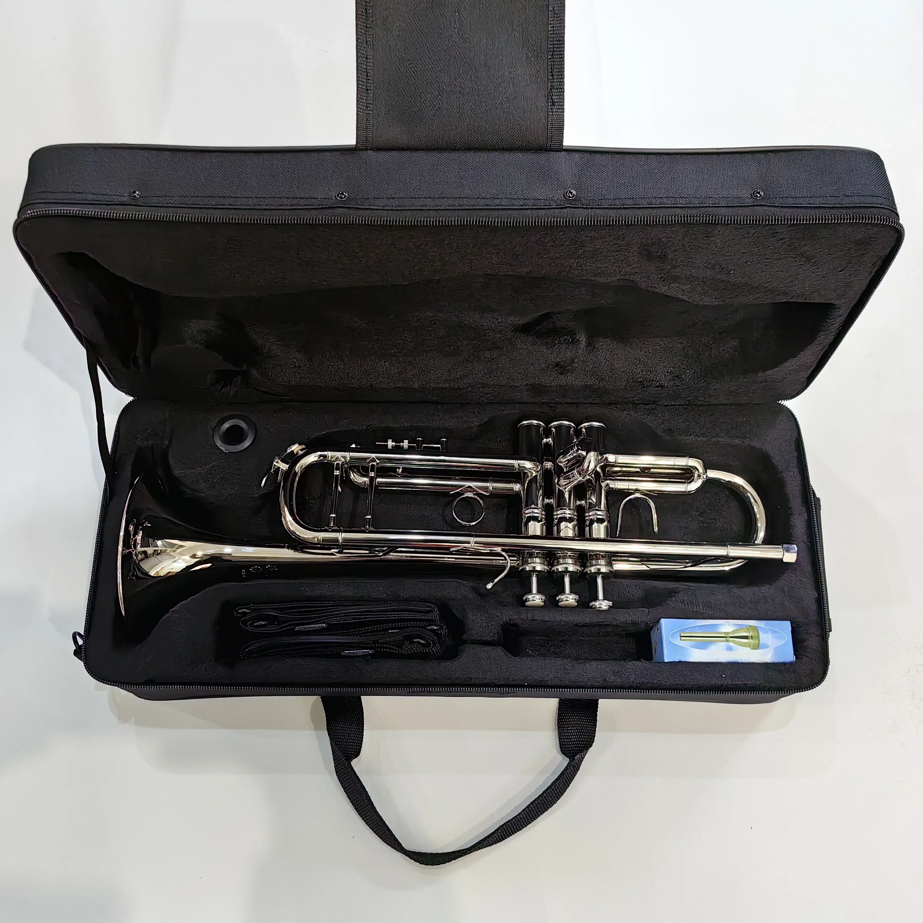 Professional Standard Concert School Band  18037 Stradivarius BB Trumpet Brass Bb Trumpet