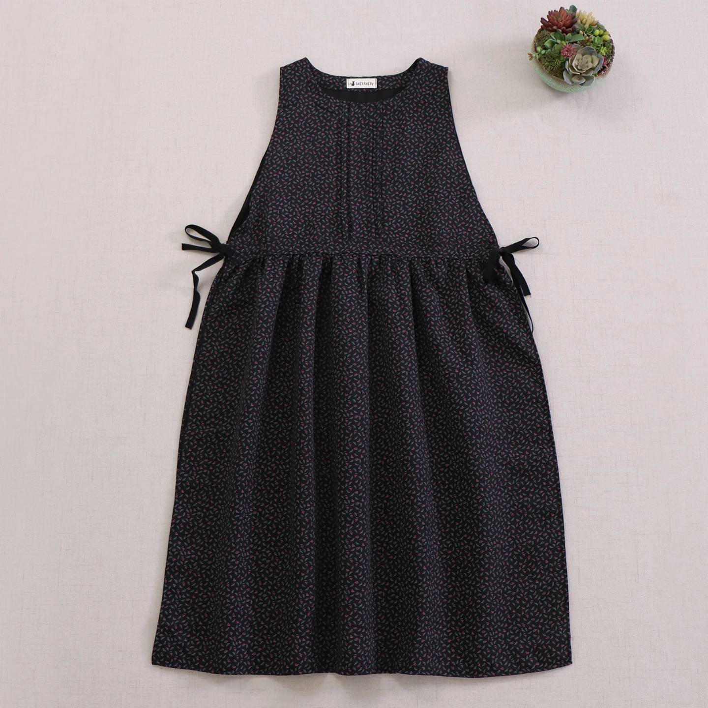 Japanese Mori Girl Vintage Floral Print Cotton Vest Dress Women Autumn O-Neck Sleeveless Casual Loose Drawstring Slit Tank Dress
