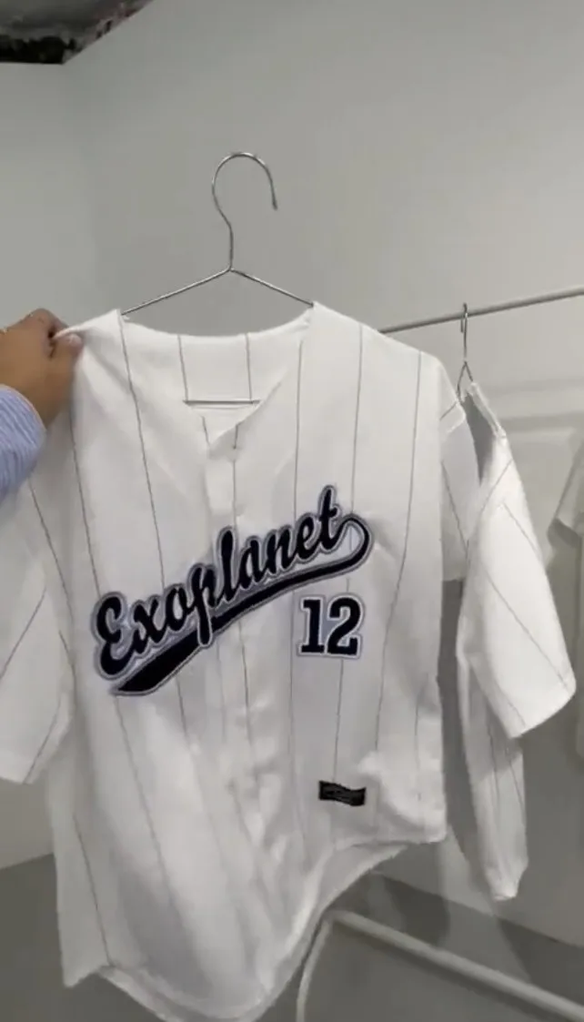 

ex Baseball Jersey ort Sve round Ne Text Pattern Korean Sle Stand Fit Ammonia Fiber Tee-acetate Polyester