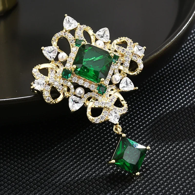 

CHKAWOCI new vintage Green Flower Brooch for men's and women's suits Corsage Green Drop Pin for dinner wedding accessories