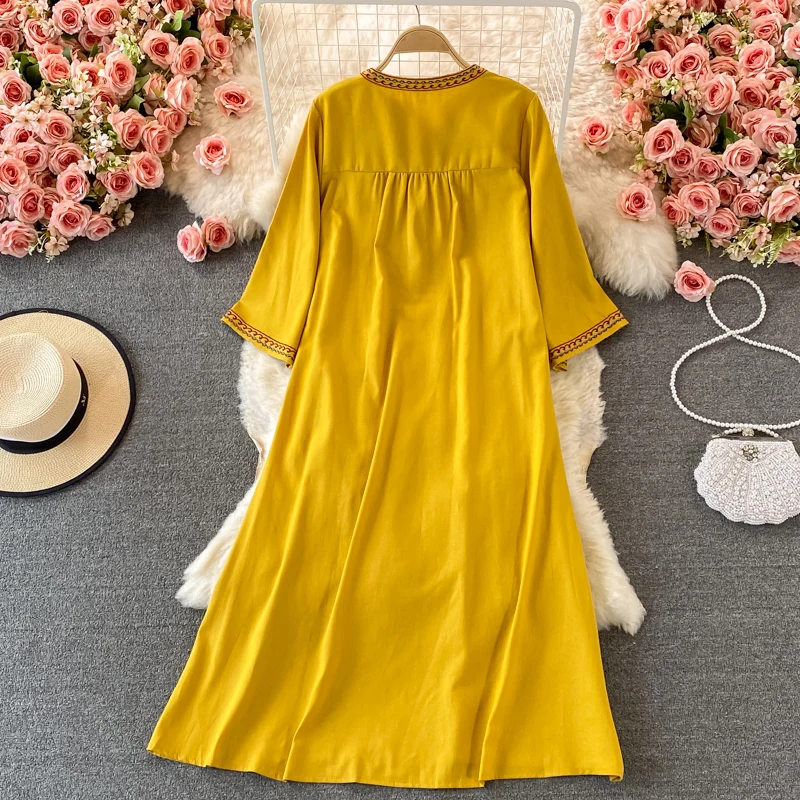 Vestido de Praia de Manga Longa com Decote em V, Estilo Slimming, Cintura Alta, Saia em A com Bordado, Vestido de Verão Estil...