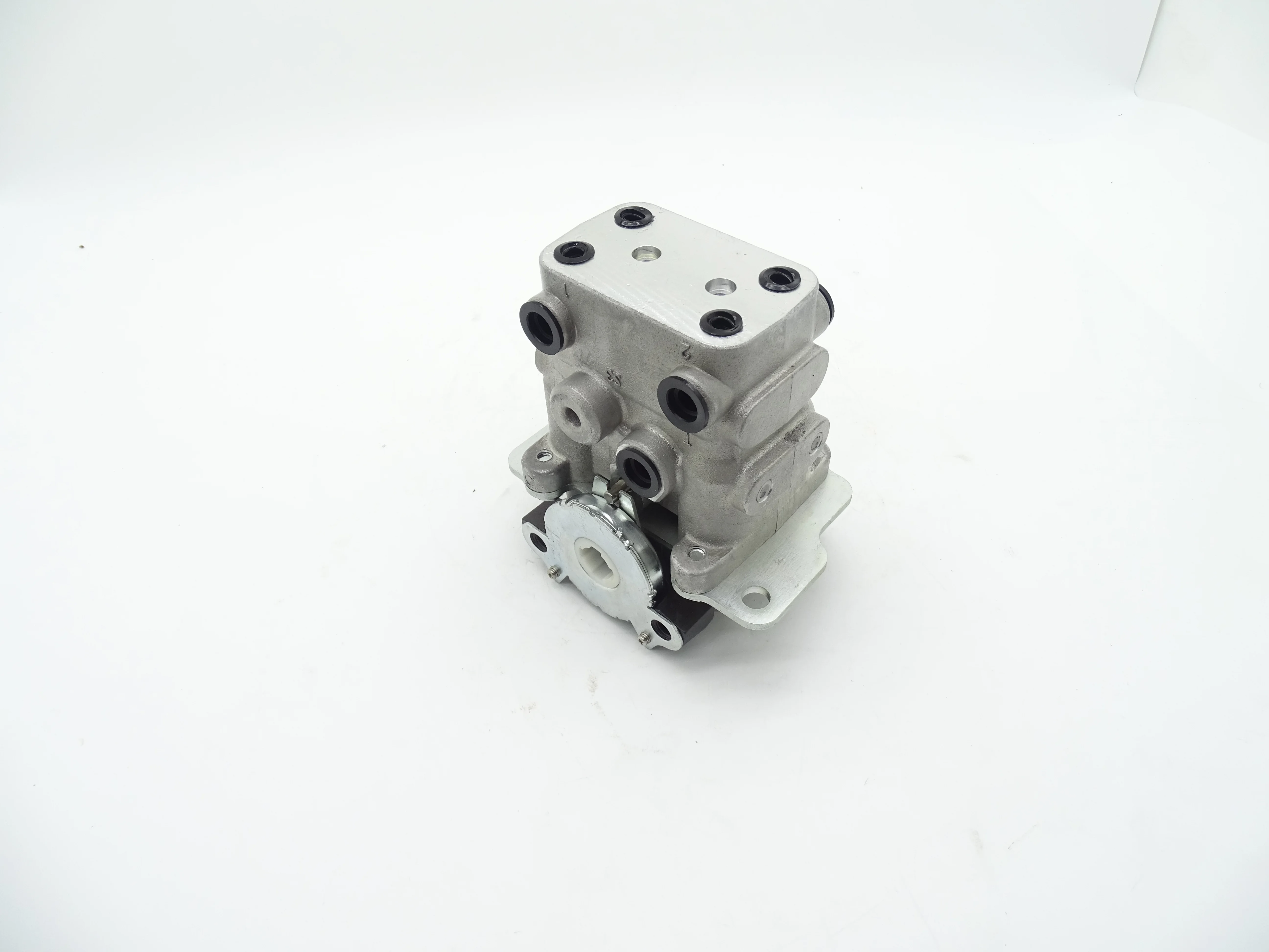 702-16-04250 Pilot Valve for Excavator PC200-7 PC200-8 PC300-8 PC400-8