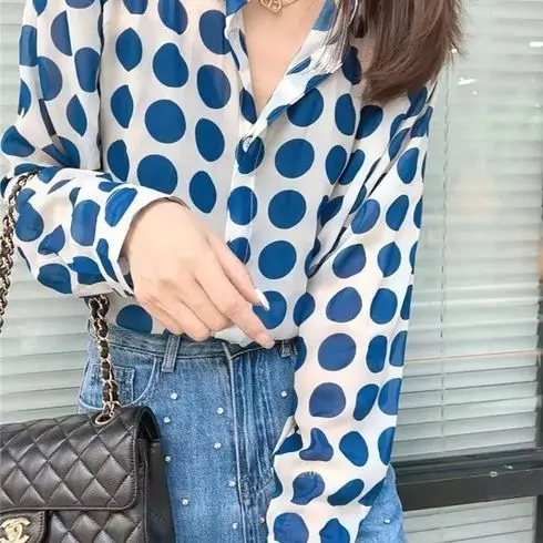 Retro Blue Polka Dot Shir European Women\'s Spring Summer 2024 New Polo Collar Fashionable and Versatile Small Shirt Trend