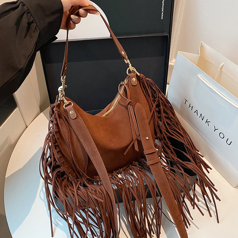    مصمم نصف دائرة السرج حقيبة كروسبودي المرأة موضة شرابة الكتف نصف القمر حقيبة يد خمر جلد الغزال تحت الإبط حمل #1