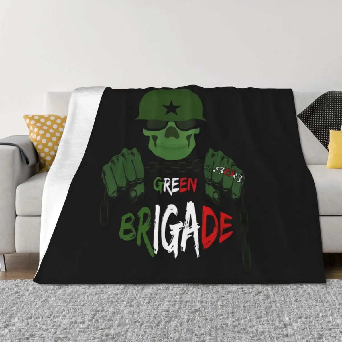 

Green Brigade Throw Blanket Nap anime Loose Hair Blankets