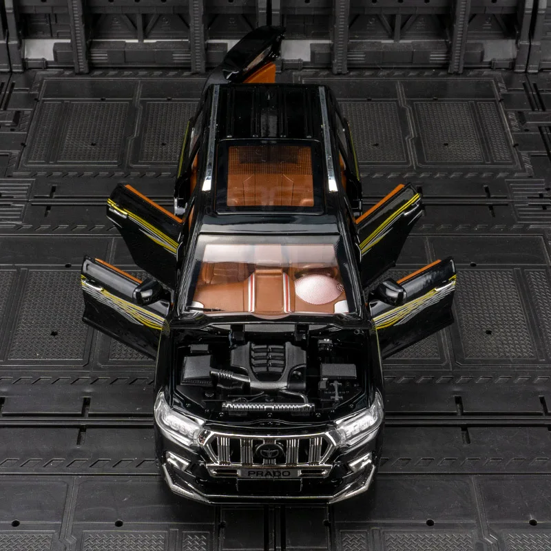 1:24 Toyota Prado modelo de coche de aleación dominante vehículo todoterreno de metal, puertas y capó del motor, maletero se puede abrir