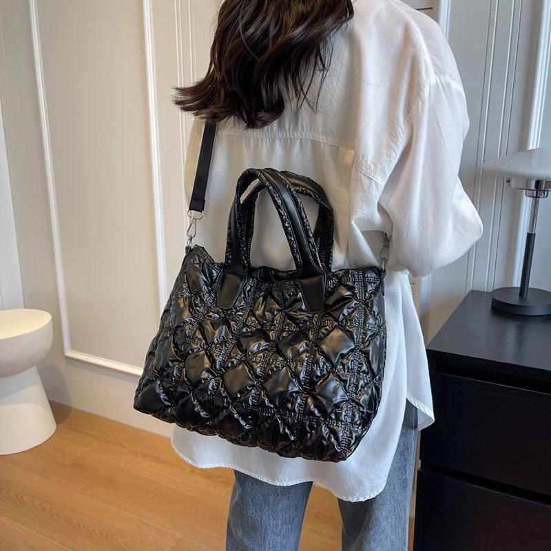 LEFTSIDE Korean Fashion Silver Crossbody Bag for Women 2023 New Trendy Handbags Designer Padded Nylon Small Shoulder Bags