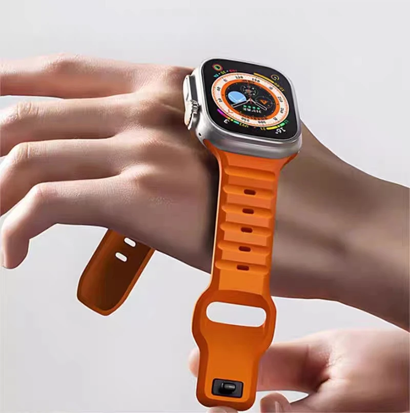 Silicone Sport Strap for Apple Watch Ultra 49mm 45mm 44mm 40mm 41mm 38mm 42mm Rubber Correa Band for iWatch Series 8 7 6 SE 5 4