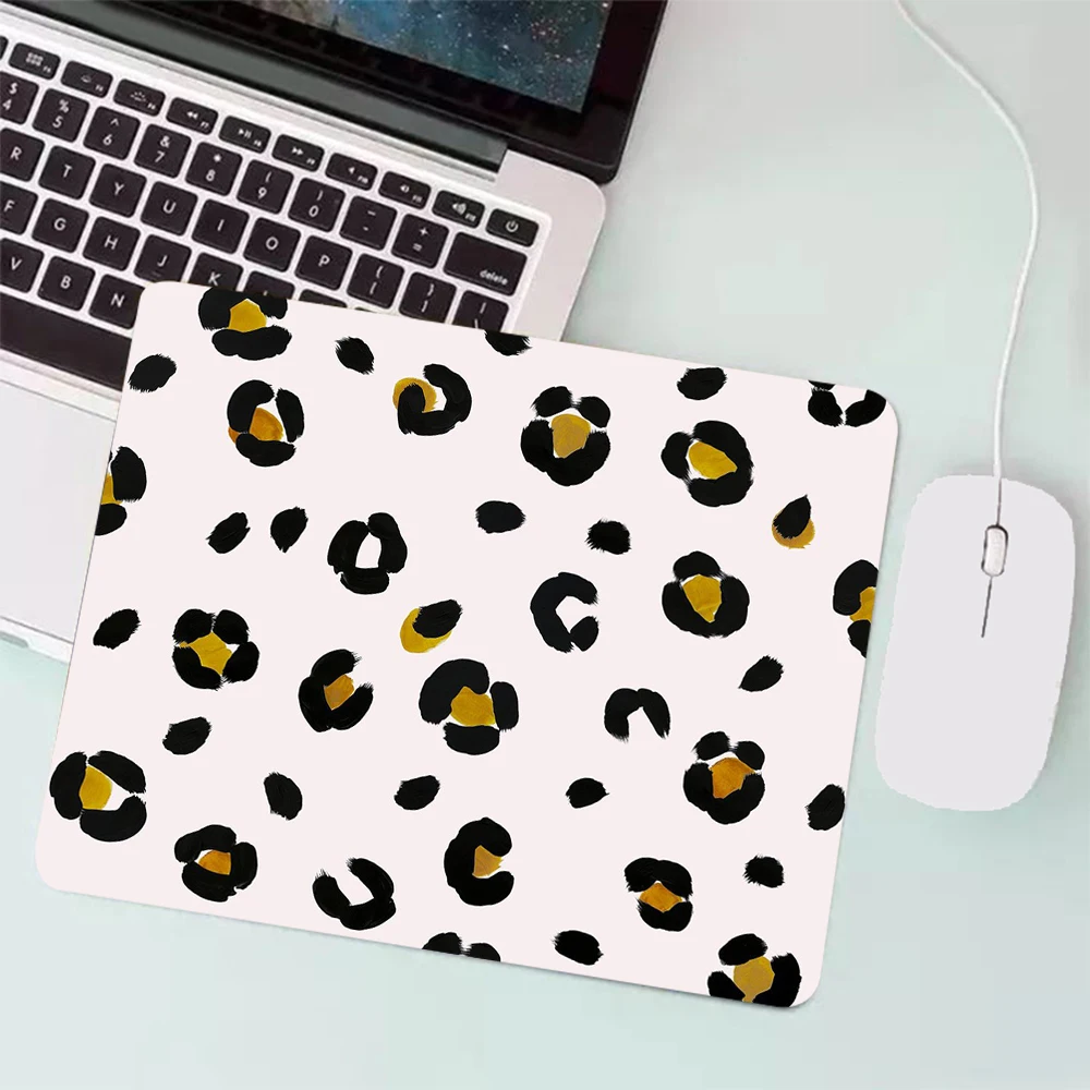 Leopard Print Small Gaming Mouse Pad PC Gamer Keyboard Mousepad Computer Office Mouse Mat Laptop Carpet Anime Mause pad Desk Mat