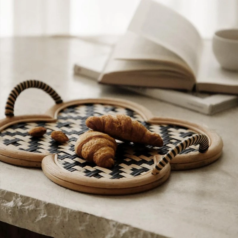 Wabi-si Wind Retro Hand-woven Tray for Snacks Ornaments Living Room French Medieval Style Storage Tray Home Woven Tea Tray