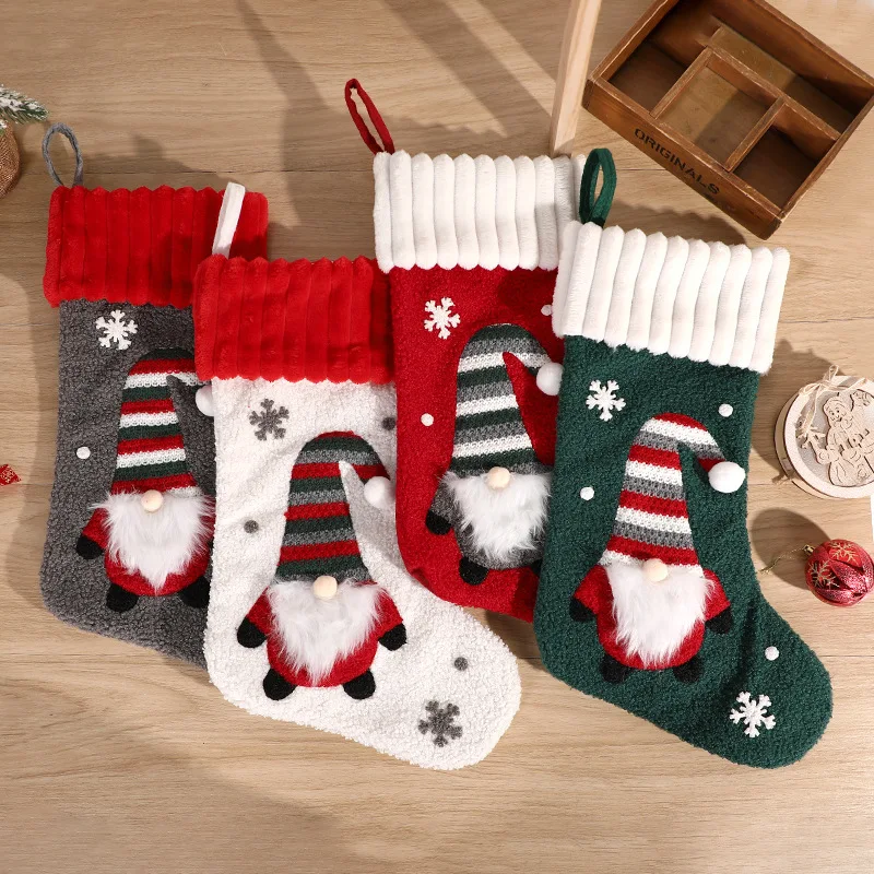 

Christmas decoration candy socks Embroidered elderly Christmas socks Christmas children's gift socks gift bag pendant