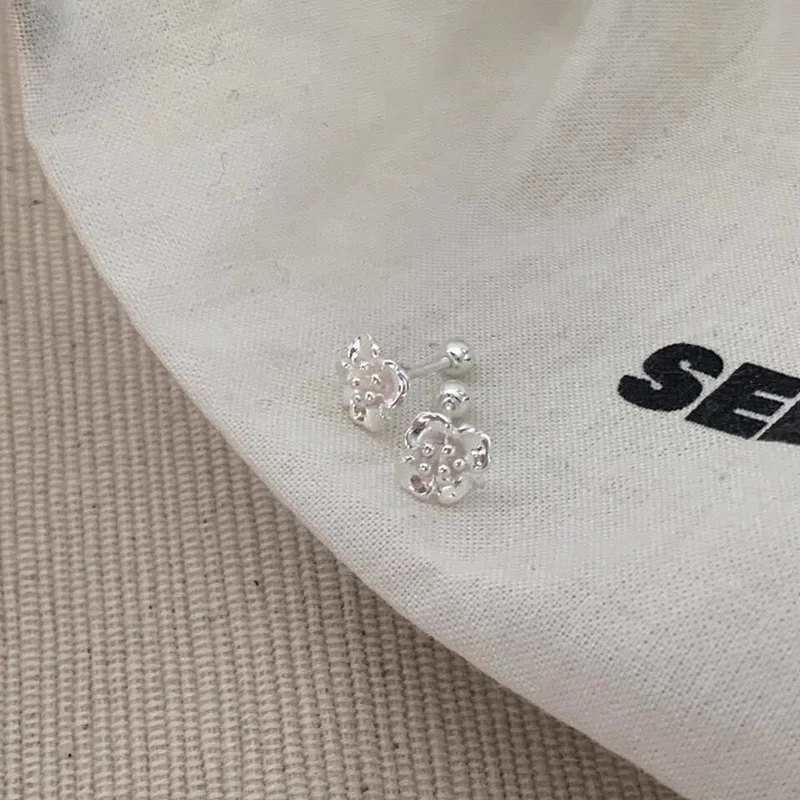 

PONYKISS стерлингового серебра 925, мини-серьги-гвоздики с цветком для женщин, милые ювелирные изделия с растениями, винт для пирсинга, аксессуары из бисера