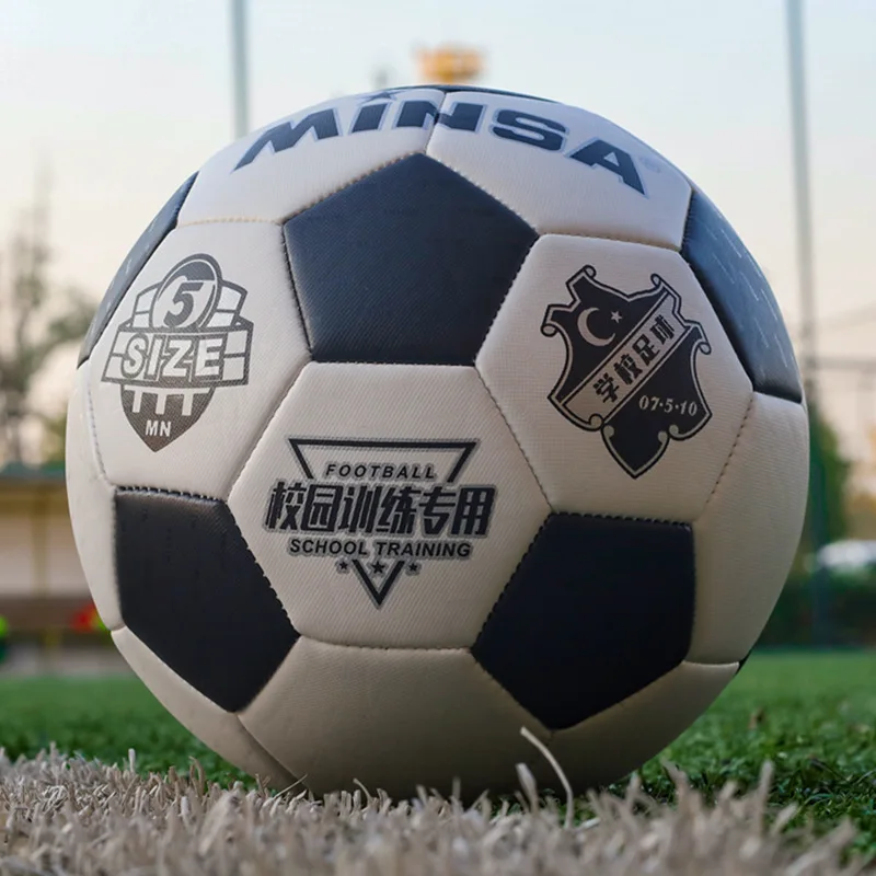 Тренировочный футбольный мяч