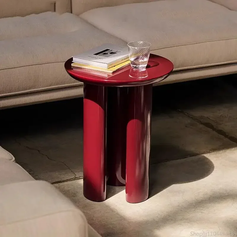 

Modern Retro Round Side Table with Vintage Design for Small Spaces Easy Assembly Mid-Century Sofa Coffee Table for Living Room