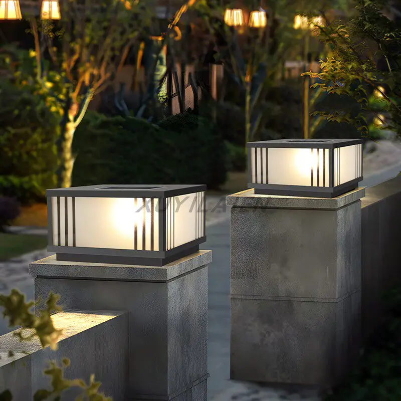 Solar stigma l Super bright door head Outdoor garden light Waterproof villa door wall Electric pillar