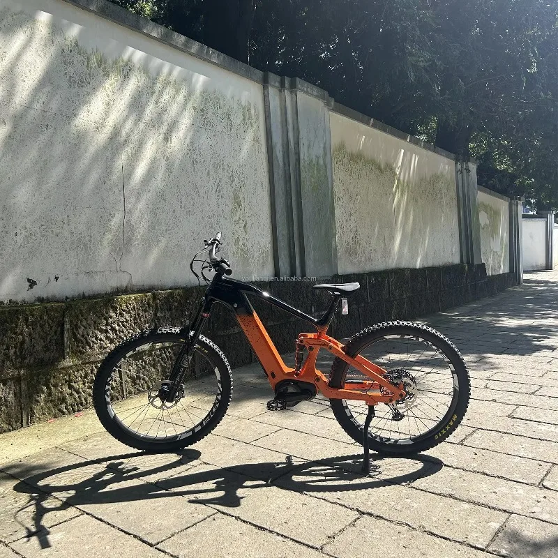 

72V Carbon Fiber Frame Electric Mountain Bike 7 Speed Central Motor Concealed Lithium Battery 80Km Range Electric Bicycle