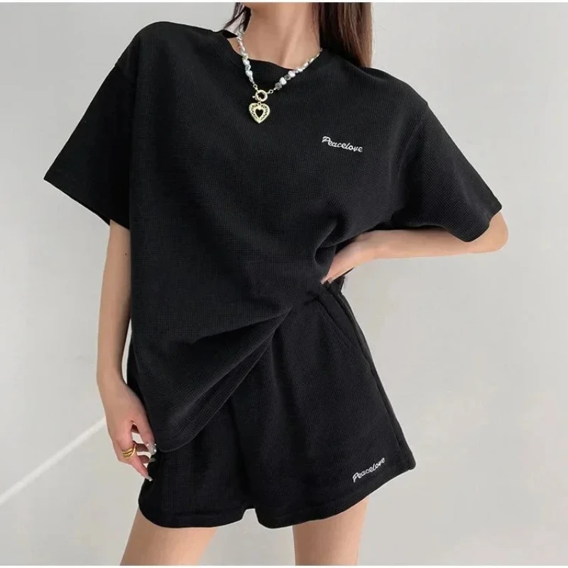 Summer Women's  Korean Loose Casual Short Sleeve T Shirt  Casual Loose Round Neck Short Sleeved T-shirt Shorts Two-piece Set - view 6