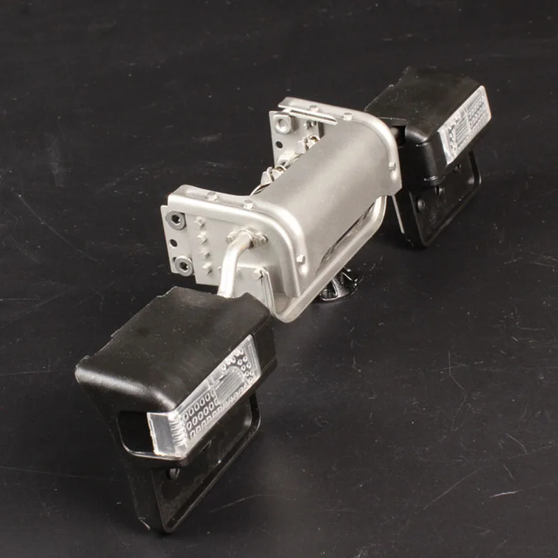 Accesorios de actualización de luz trasera de brazo trasero de tanque de Gas de simulación de Metal a escala 1:14 para camión Tamiya RC SCANIA R730 R620 R470