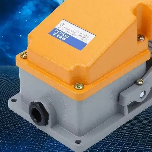 interrupteur-a-pedale-de-haute-qualite-boitier-en-alliage-d'aluminium-contact-argente-butee-courant-10a-protection-ip62