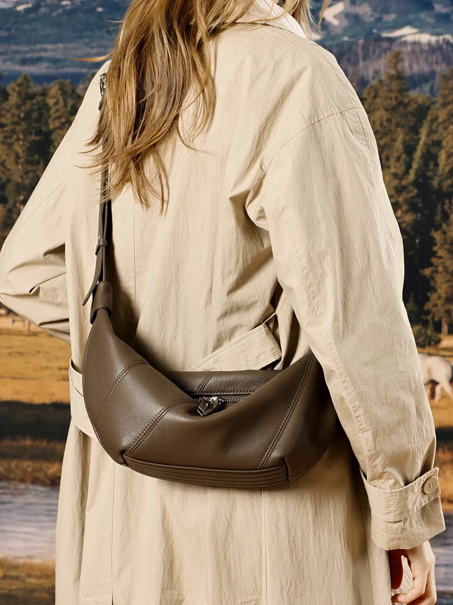 New Arrival Top-Grain Natural Distressed Cowhide Retro Lazy Style Crescent Dumpling Bag, Large Capacity Horn Bag Crossbody Commu