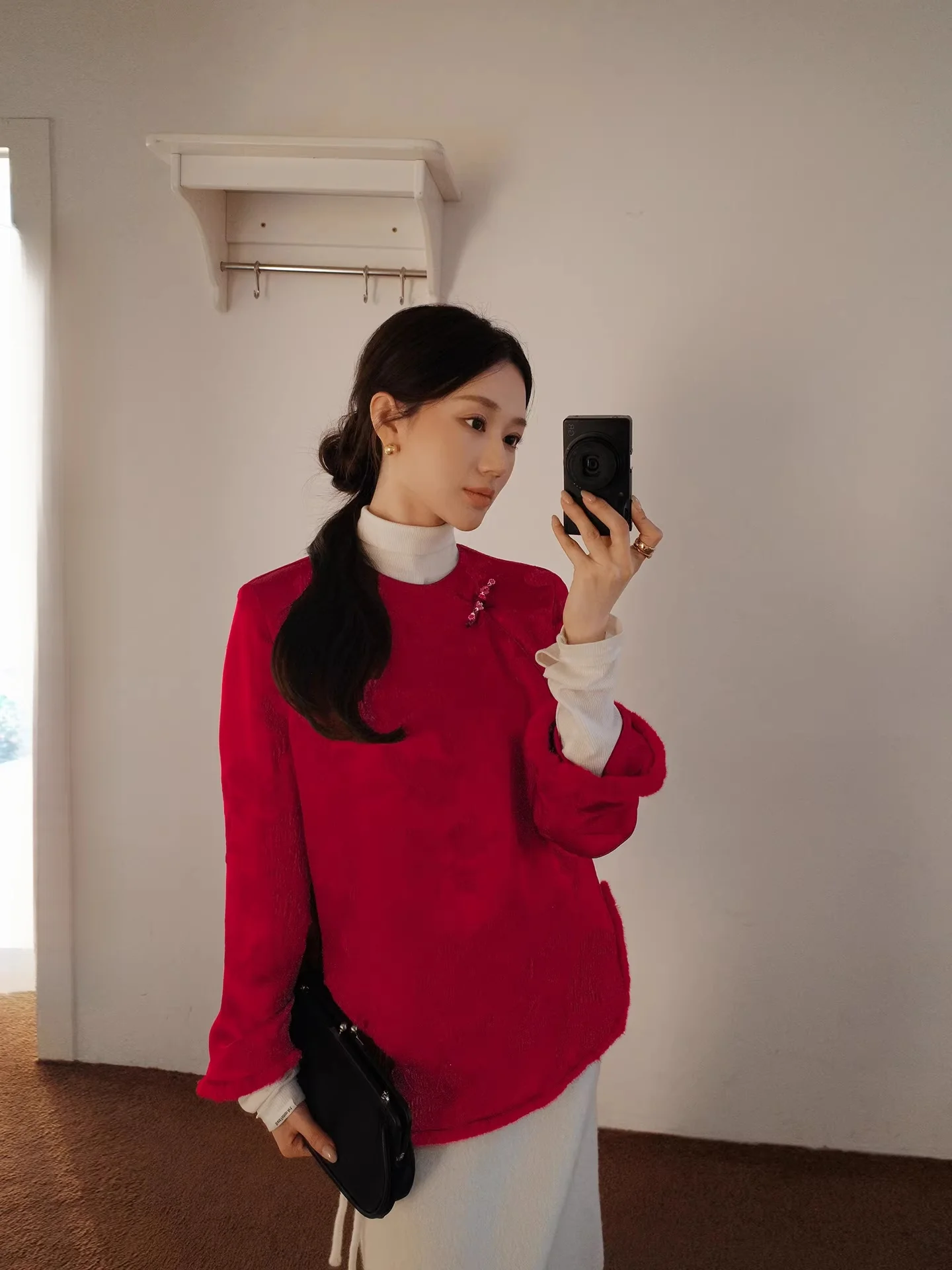 

Женская шелковая блузка Camelux в новом китайском стиле с длинным рукавом, топ с узором «Водяной кролик» к Новому году, теплая и комфортная, с круглым вырезом