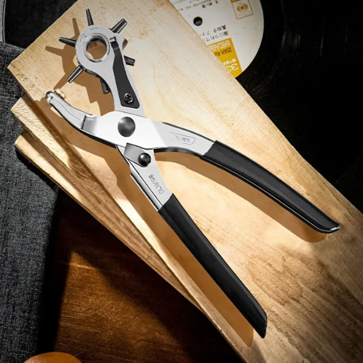 1pc-alicate-de-perfuracao-de-cinto-de-couro-buraco-ilho-perfurador-girar-maquina-de-costura-saco-ferramenta-pulseira-ferramentas-manuais