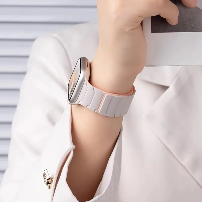 Магнитные ремешки для Apple Watch Band 45 мм 44 мм 40 мм 42 мм 46 мм 41 мм 49 мм 38 мм Силиконовый браслет IWatch Series 10 SE 9 8 7 Ultra 2