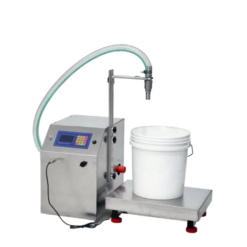 

High-efficiency large-capacity semi-automatic beverage filling machine, suitable for commercial use of small bottled water