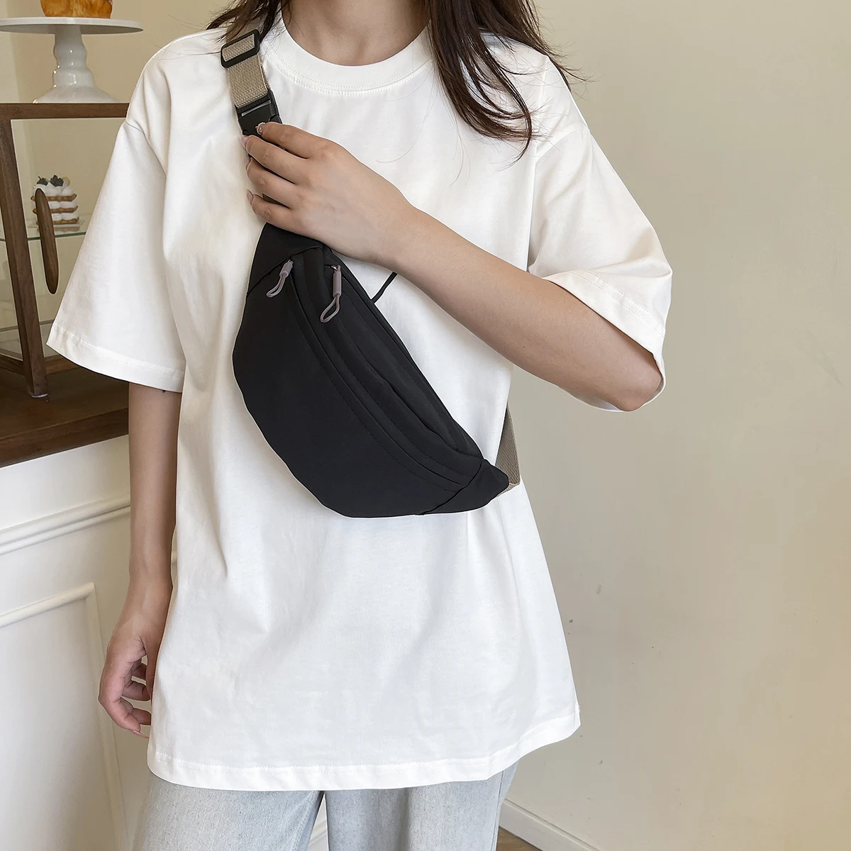 Fanny Pack Half Moon Damen Brusttasche Große Kapazität Sling Bags Umhängetasche Multifunktionale Hüfttaschen Reisen – Detail 1