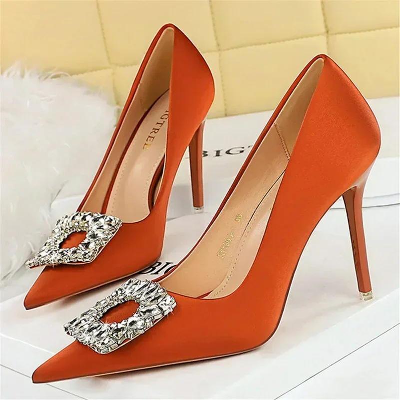 Elegant Women 10.5cm High Heels Daily Office Pumps Lady Crystal Buckle Heels 2024 Satin Banquet Orange Red Shoes Plus Size 34-43