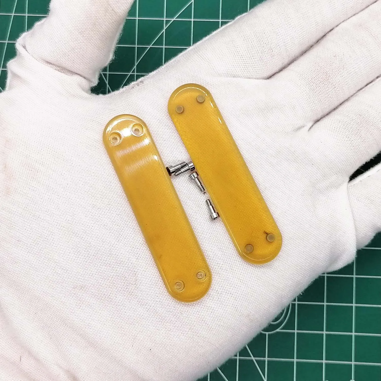 1 Pair PEI Scales Ultem Handle Scale for 58 mm Victorinox Swiss Army Knife Modify 58 SAK Modification