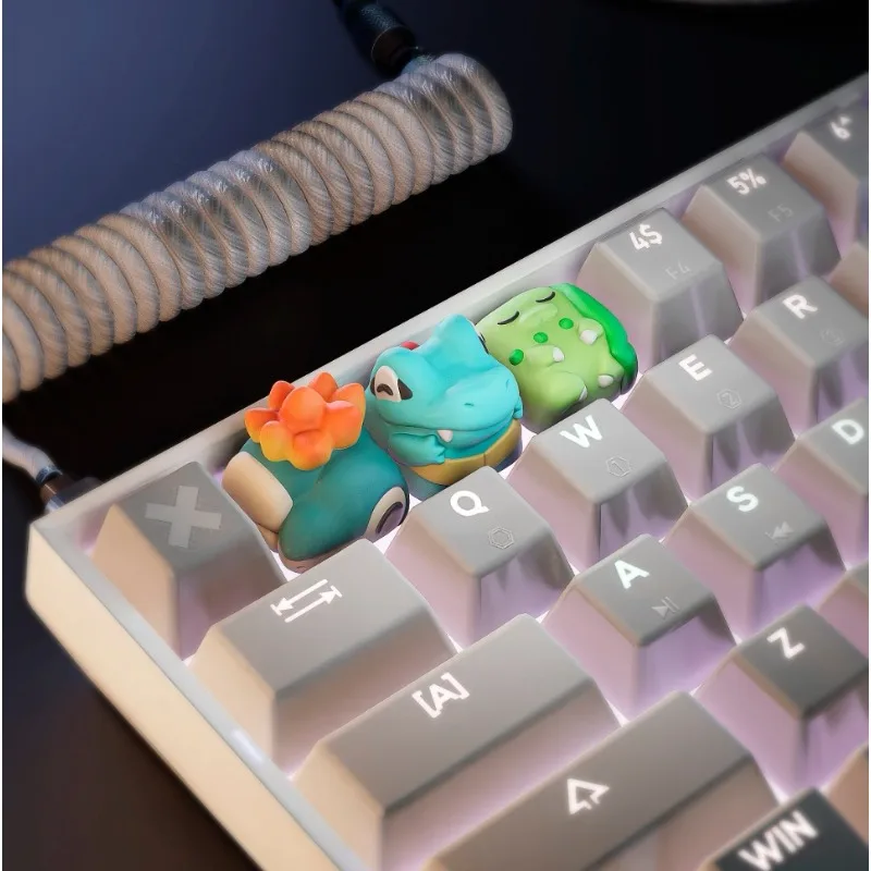 Game's Top Three Pet Spirit Keycaps for Mechanical Keyboards, universal Personalized Keys for the Cross Axis of the Keyboard - view 2