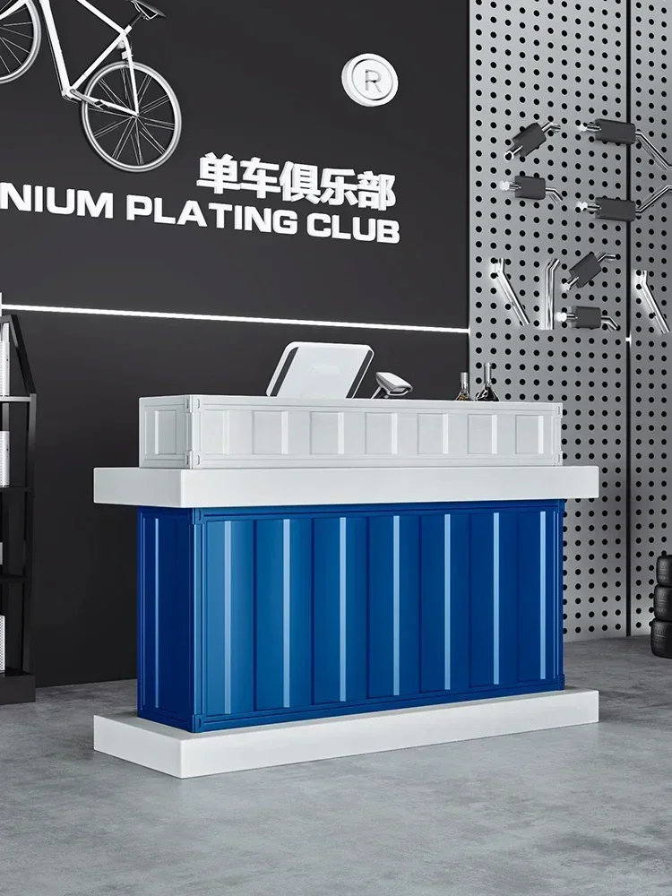 Banco Reception, benvenuto, bancone, stile industriale, registratore di cassa retrò, negozio di abbigliamento per alimenti e bevande, servizio